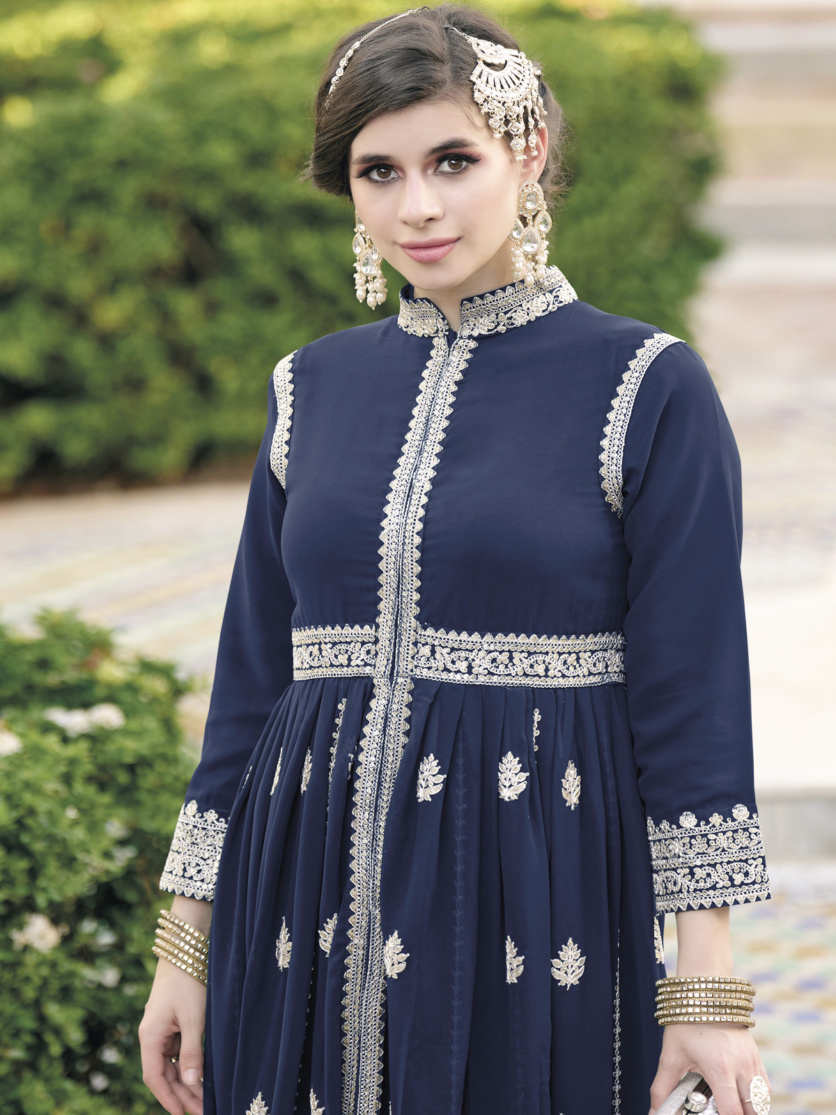 Pakistani Style Long Suits Eid Collection online in Canada USA UK Australia New Zealand France Mauritius.